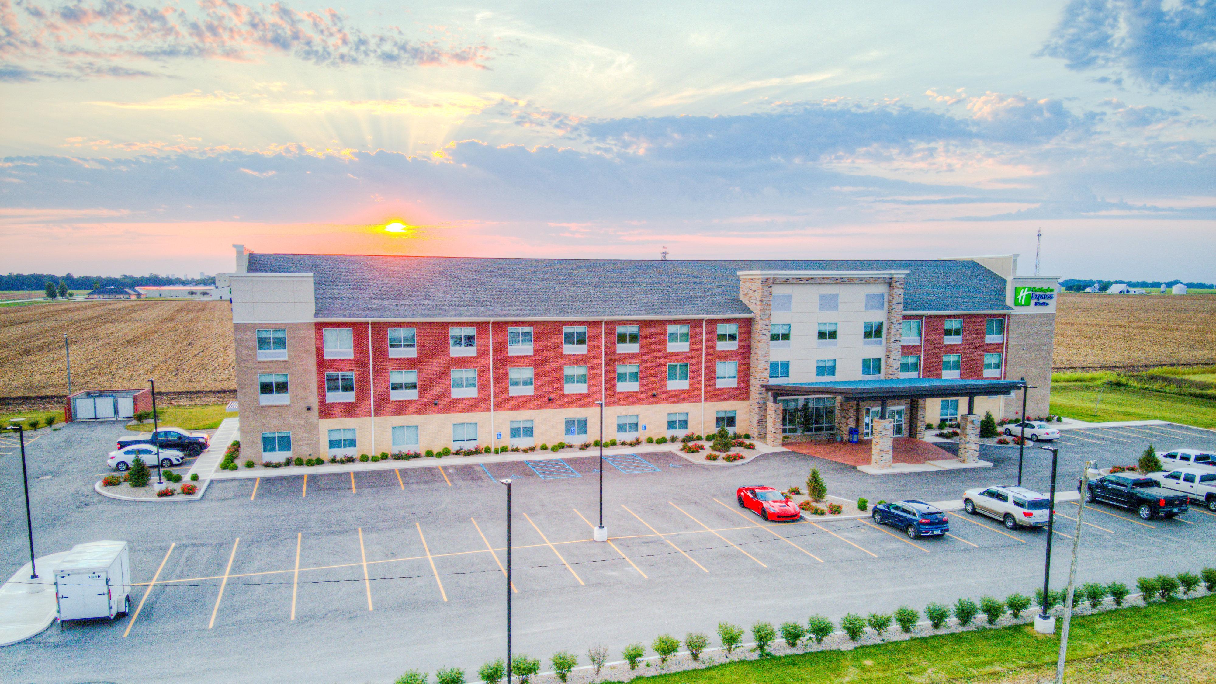 Holiday Inn Express & Suites - Remington By Ihg Екстер'єр фото